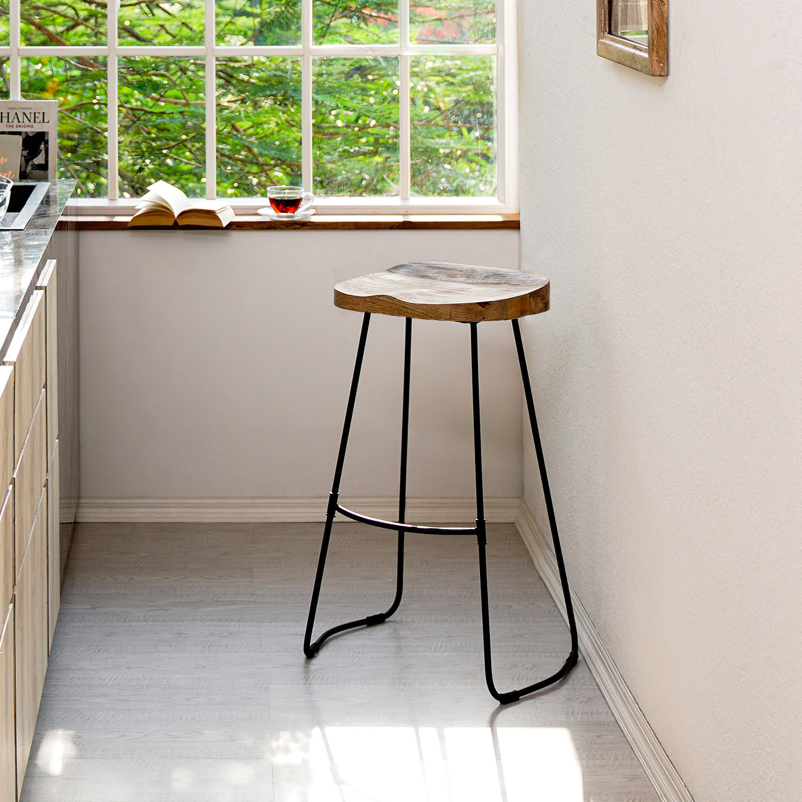 Geonna Bar and Counter Stool, Natural, Bar Stool (30" Seat Height)