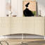 Buffet console beige avec porte inférieure incurvée et accent de rainures arquées - Armoire de décoration American Design