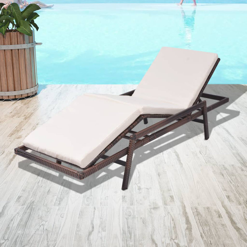 Johnston 29.6" Long Single chaise with Cushions, Cream, Black
