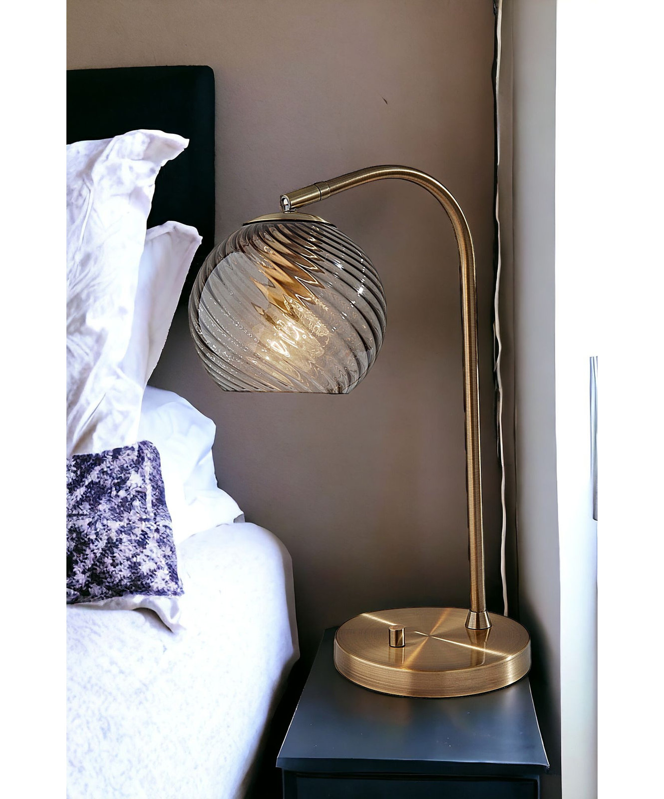 Delos Metal Arched Lamp