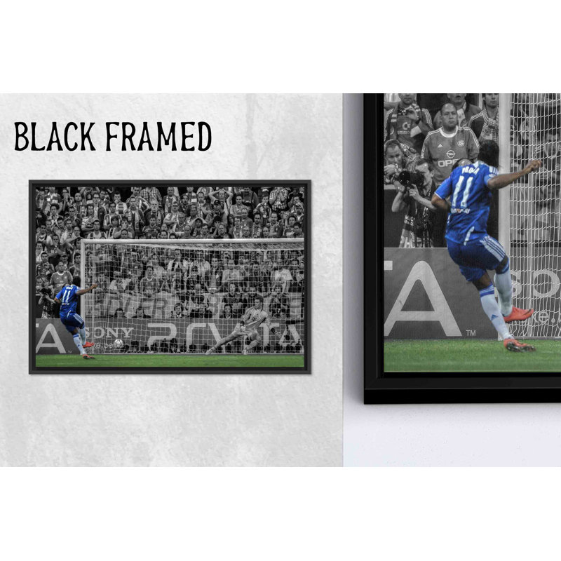 Toile imprimée: Art de pénalité de football - décor Moment de soccer, 1P encadrée noire, 47,3 po H x 67 po l