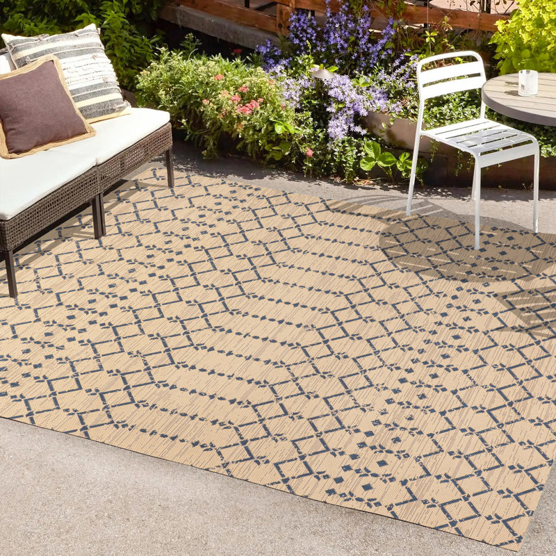 Tapis d'intérieur / extérieur Crompton, Rectangle 10 pi x 14 pi, Beige / marine