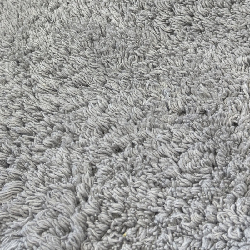Two Piece Scalloped Bath Mat Set, Grey