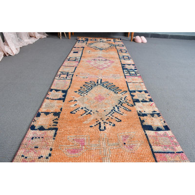 Tapis orange 30,7 x 128,3 po Vintage