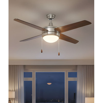 Ventilateur de plafond 50 pales 50 po avec finition nickel brossé et finition noyer avec lumière DEL intégrée Europa