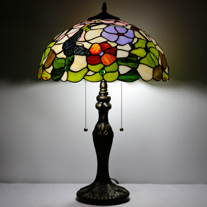 Lampe de bureau en résine Trisha