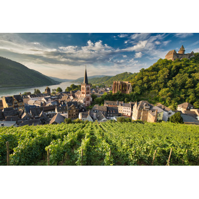 Bonita Bacharach, Allemagne par Glen Richard - photographie sur toile tendue