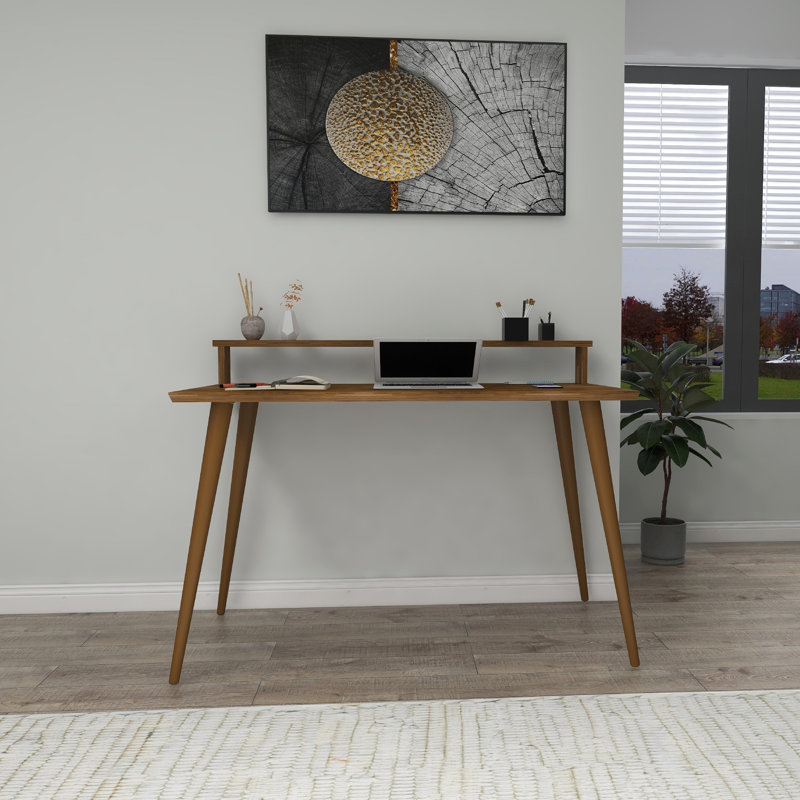 Desk Sakamoto, Walnut