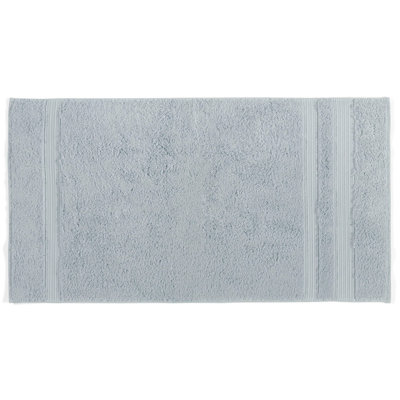 Luxurious Bath Towel, 1 Piece, Soft Blue, 27.6 x 55.1 inches | 60% Cotton / 40% Bamboo, 20.2 oz/sq yd | Highly Absorbent, Machine Washable, Gentle Cycle, Perfect for Spa & Home Use, Quick-Drying Comfort