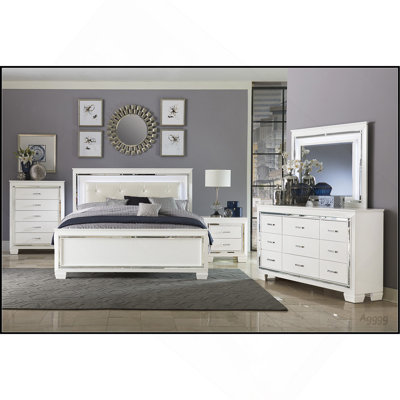 Mobilier de chambre à coucher en bois blanc