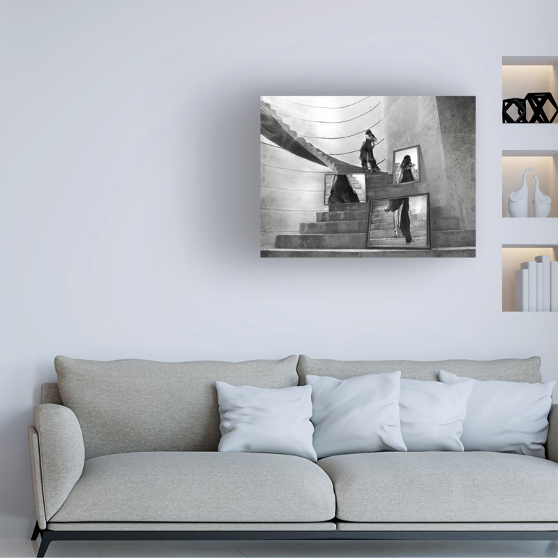 Art sur toile Luthfi Hidayat Run Away, 35" H x 47" W