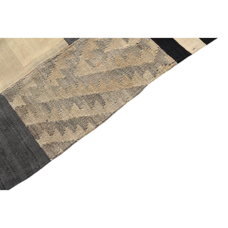 5'5 x 7'11 Phillips Multi Rug
