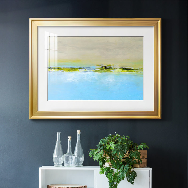«From the Terrace II», impression encadrée avec biseau mat et verre, H 19 po x l 27 po x P 1,5 po, Or