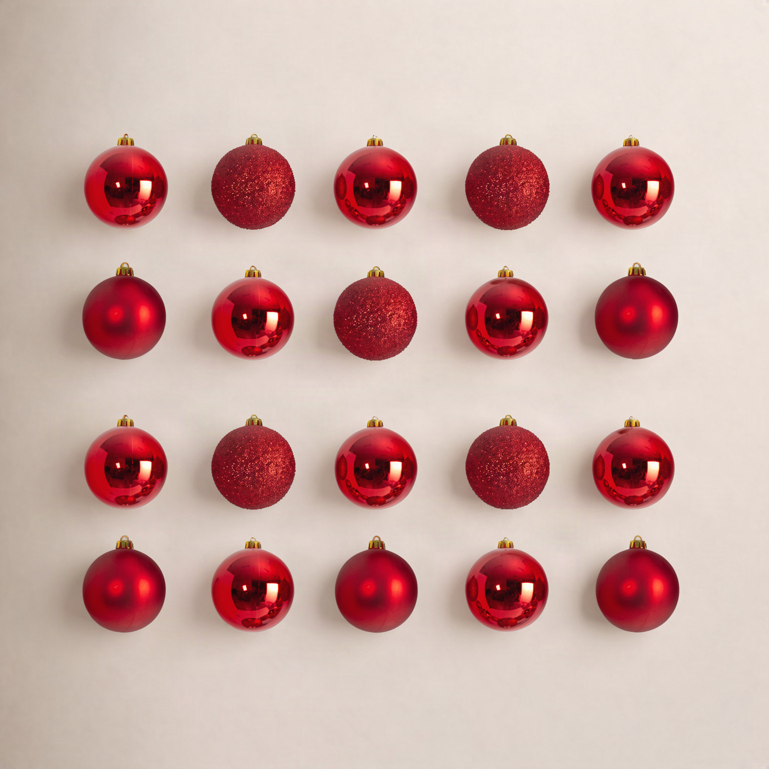 3" Shatterproof Bauble, Red