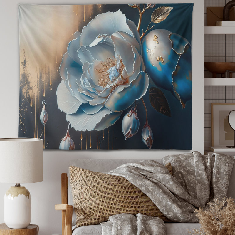 Tapisserie en polyester fleur de camélia bleu avec des punaises, H 50 po x l 60 po