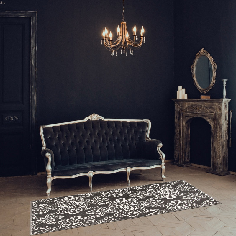 Rosalba Damask Indoor Rug, Rectangle 2'8" x 4'11"