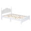 Structure de lit plateforme en bois, lit plateforme de style rétro avec support en lattes de bois-77748377-77748375