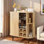 Armoire à vin cannelée avec support à vin à 8 grilles, 5 tablettes réglables à 5 niveaux, 2 porte-verres, 4 espaces de rangement cachés et portes coulissantes-1747640075