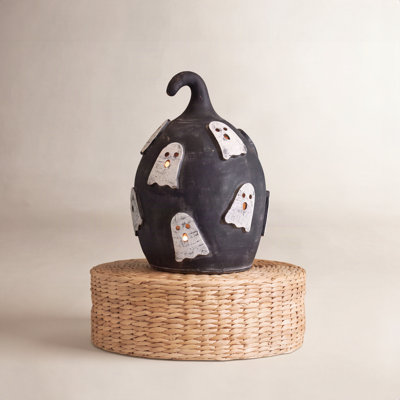 BLACK CLAY PUMPKIN WITH GHOSTS LUMINARY