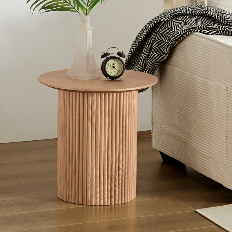 Table d'appoint de 17,58 pouces pour la chambre à coucher - Dessus cannelé de style Mid-Century, chêne teinté de chêne comme salon moderne, teinté au-delà