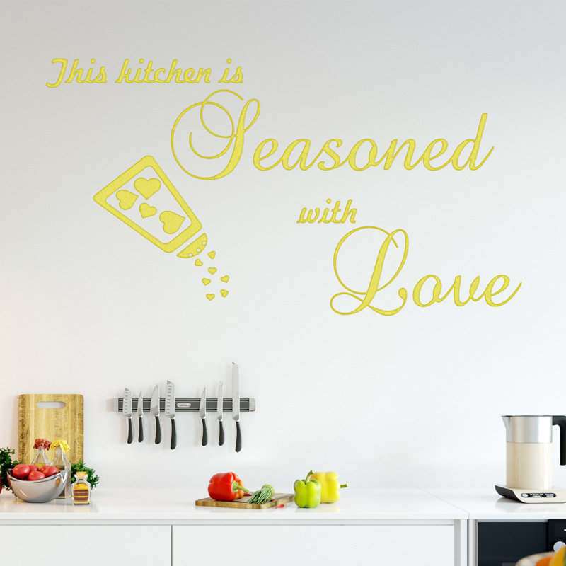 Adhésif décoratif "cette cuisine est assaisonnee avec autocollant" love ", H 12,5 po x l 22 po, Or