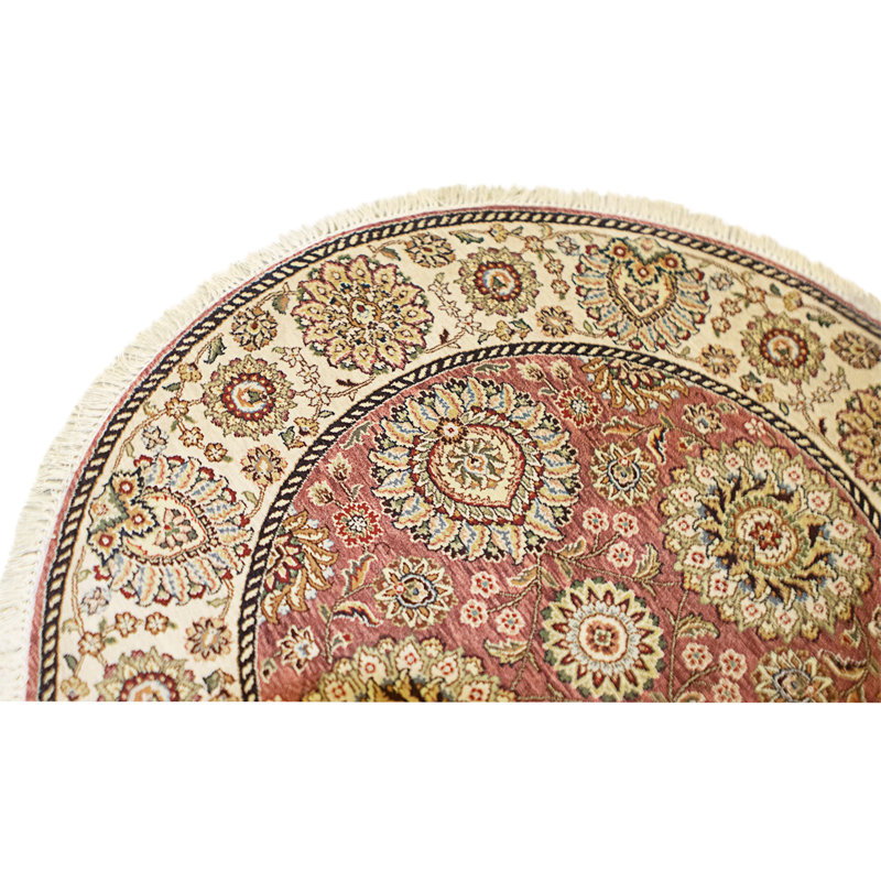 Hand Knotted Wool Area Rug in Rose And Ivory