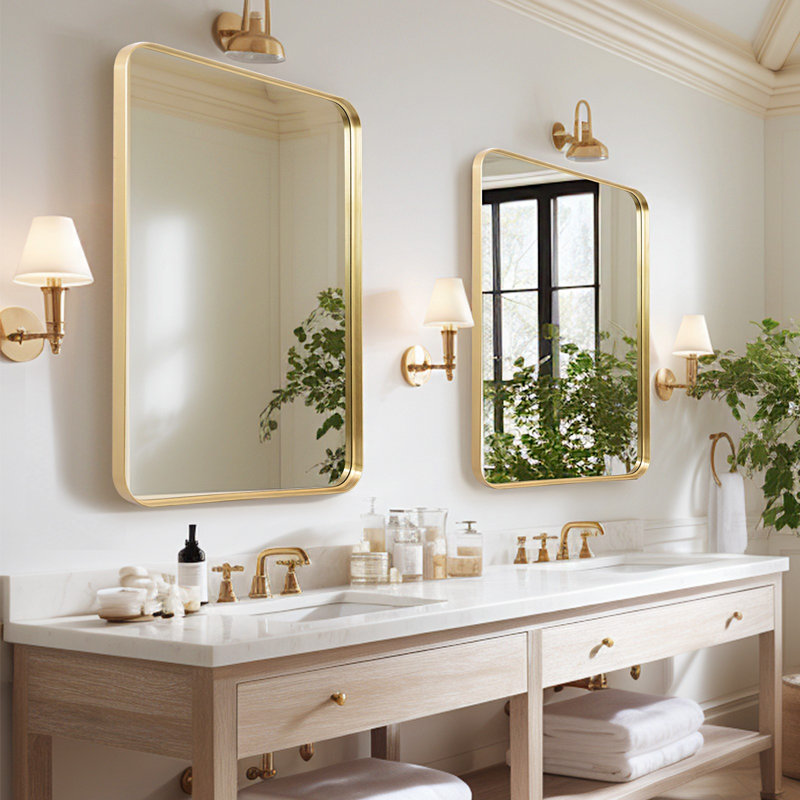 Miroir mural de salle de bain Matherne, 36 po x 24 po, Or