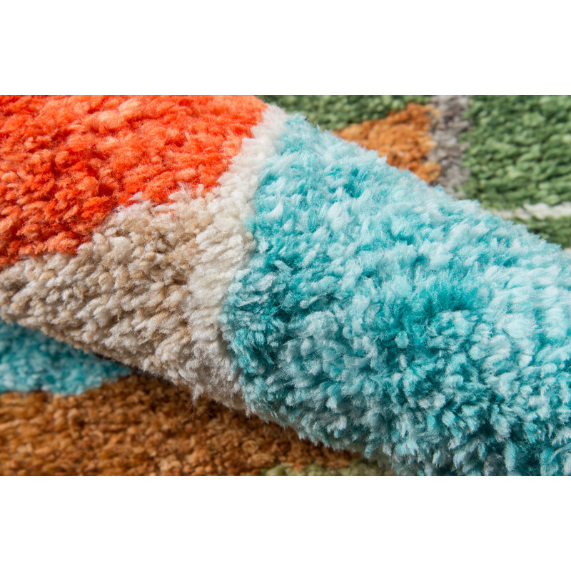 Multicolor Geometric Tufted Synthetic 5' x 7' Area Rug