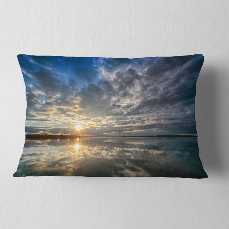 Coussin lombaire à coucher de mer avec coussin lombaire et ciel