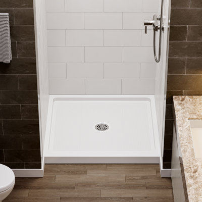 Base de bac de douche en alcôve avec drain central l 36 po x P 36 po
