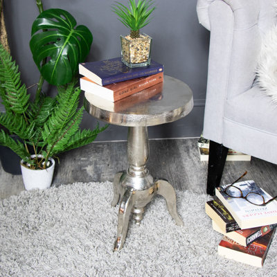 Medota Side Table