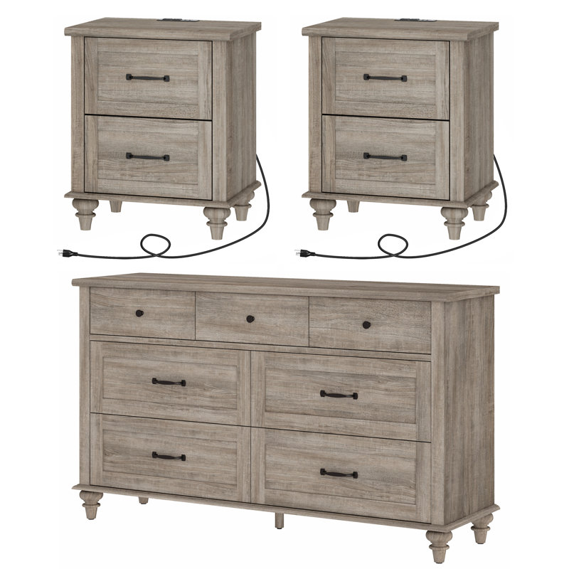 Ensemble de chambre Scarlett 3 pièces - Comprend une commode à 7 tiroirs, un ensemble de 2 tables de chevet avec station de recharge et tiroirs, et un ensemble commode et tables de chevet 3 pièces.