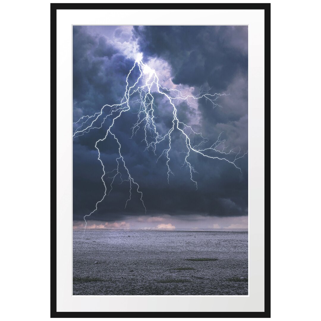 Gerahmtes Poster Gewitter über Meer