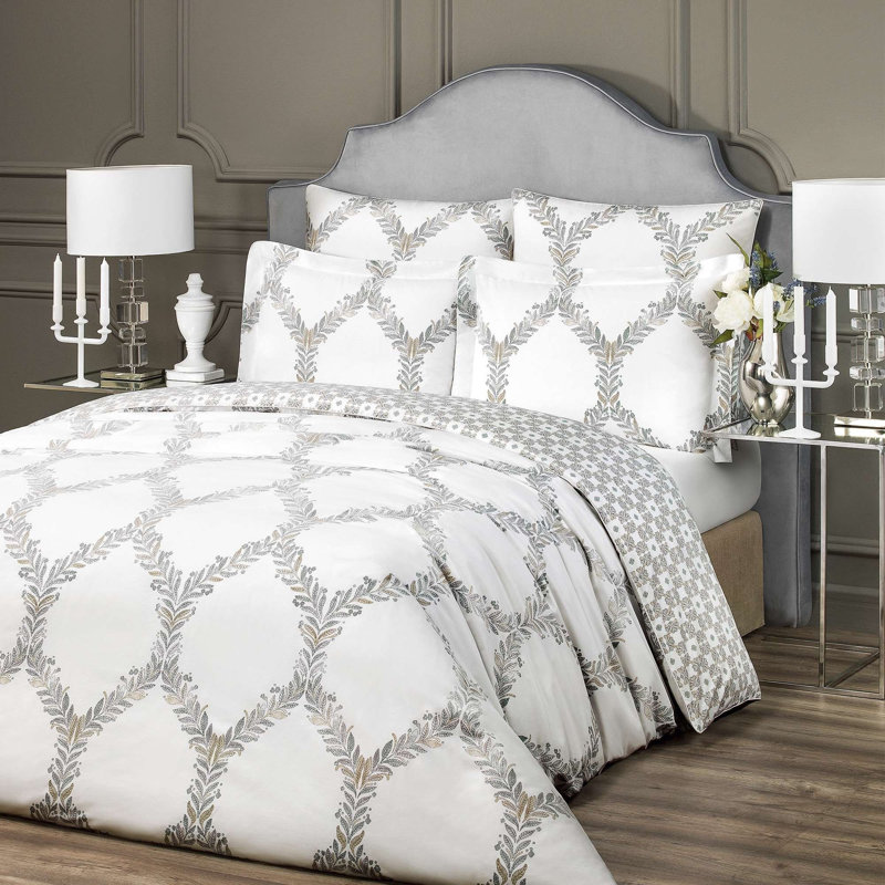 Chloe Sateen Fitted Sheet, King Sheet Set + 2 Pillowcases