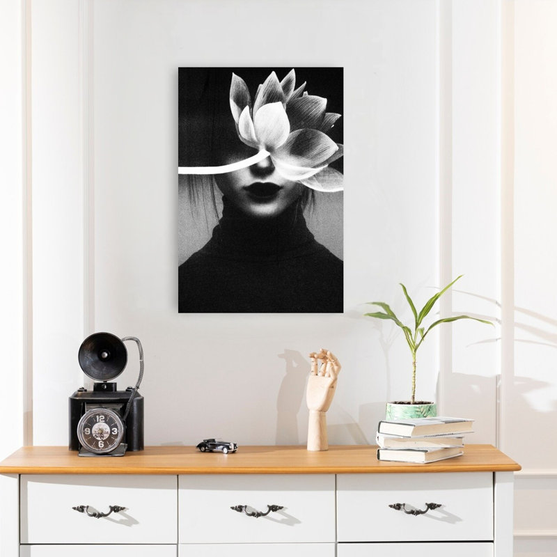 «Elegant Lotus Portrait», impression délicate de fleur de lotus sereine, art mural, 24" H x 16" W
