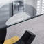 Superbe table de salle à manger noire avec verre trempé et base spéciale au design moderne doré et noir-337599430