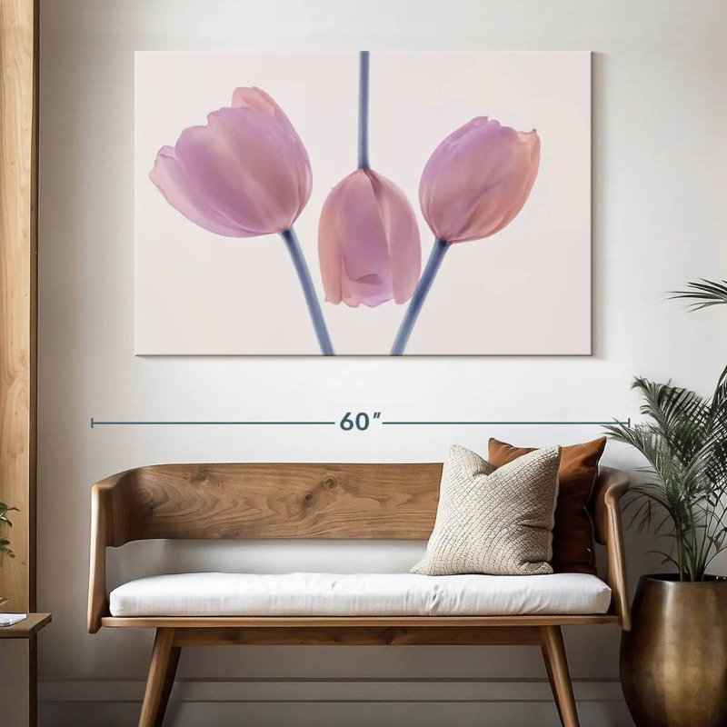 Harnek Trio Tulip, 34" H x 51" W