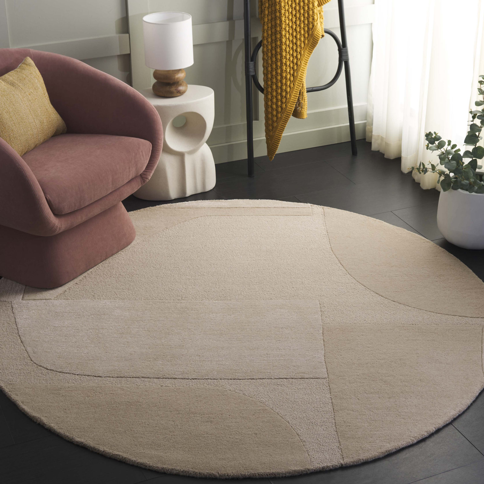 Martella Hand-Tufted Geometric Wool Rug, Round 6'