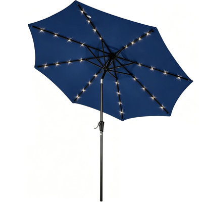 9 pi. Parasol solaire à DEL pour terrasse avec 32 lumières, parasol de marché extérieur avec manivelle et inclinaison à bouton-poussoir, abat-jour en fer à 8 nervures pour terrasse, jardin, piscine et cour arrière