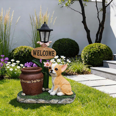 Statue de planteur de chien carlin assis