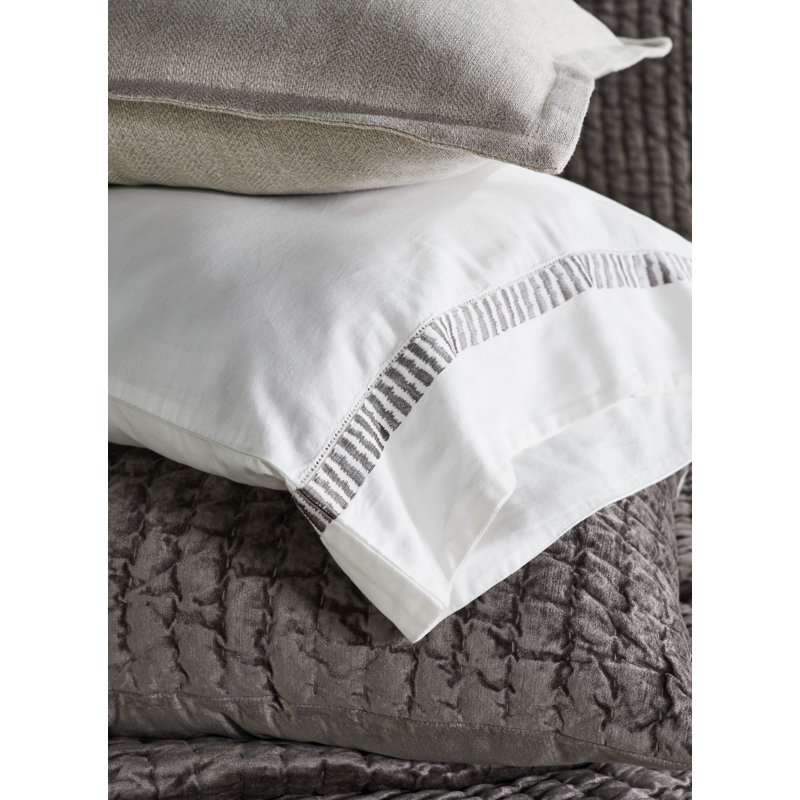 Taies d'oreiller VONN, gris brodé, paire standard, Taie d'oreiller taille double