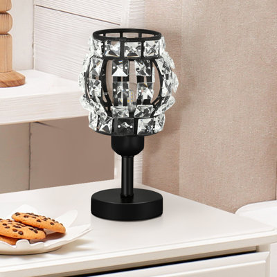 Lampe de table en métal Roben