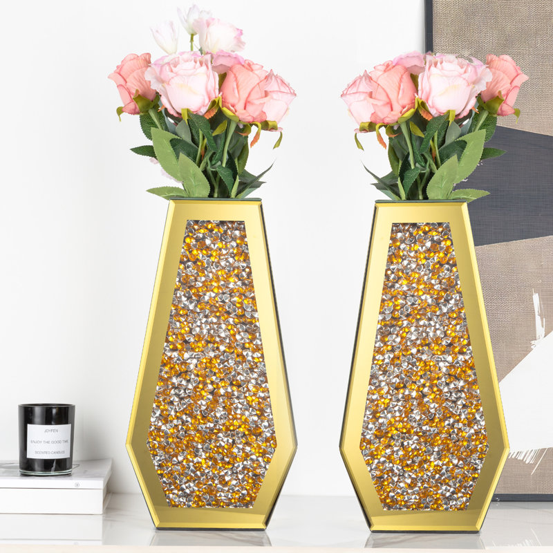 Vases de table en verre Cerrie, H 14 po x l 7,3 po x P 3,9 po, Noir