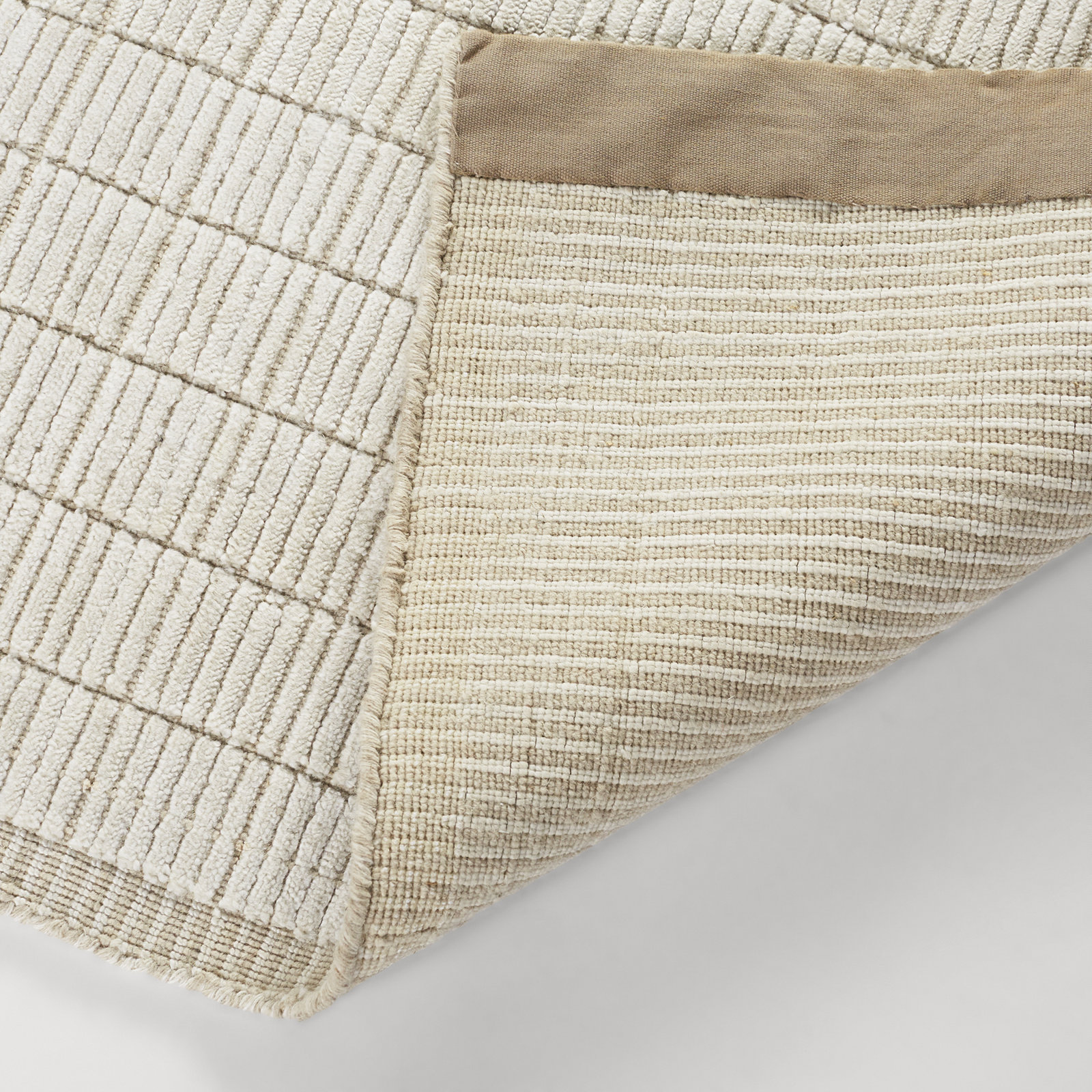 Jacey Hand-Woven Checkered Rug, Runner 2'6" x 8'