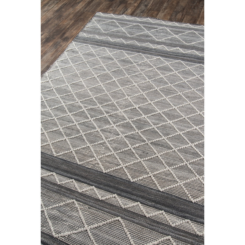 Inika Geometric Indoor Rug, Rectangle 2' x 3'