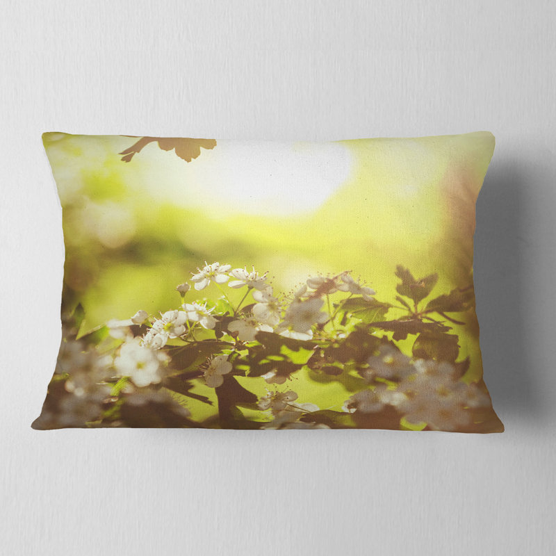 Cerisier en fleurs sur fond vert - Coussin décoratif à imprimé floral