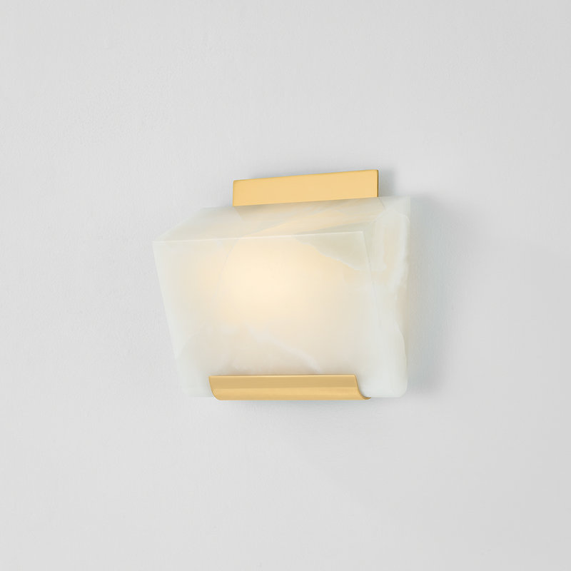 Fairfield Wall Sconce in Aged Brass, Gold