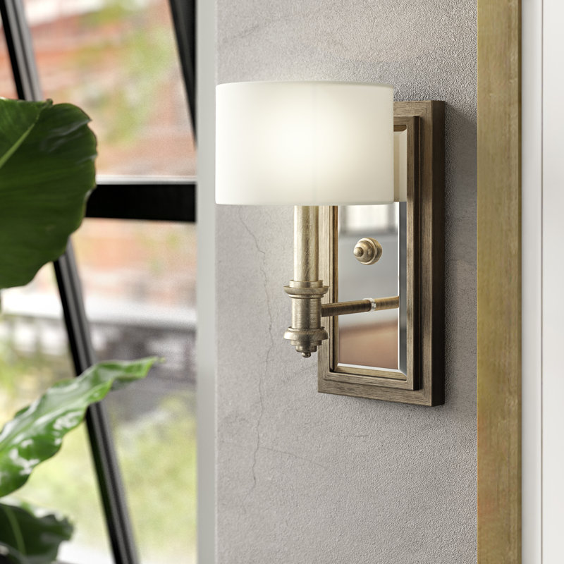 Richelle Armed Sconce