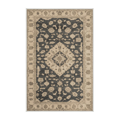 Tapis beige surteint lavable à la machine