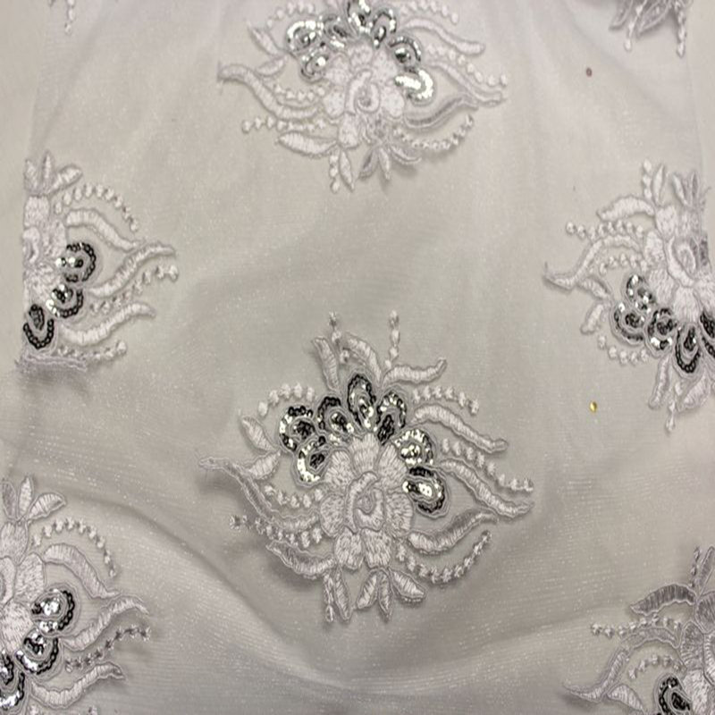Tissu rond, Blanc